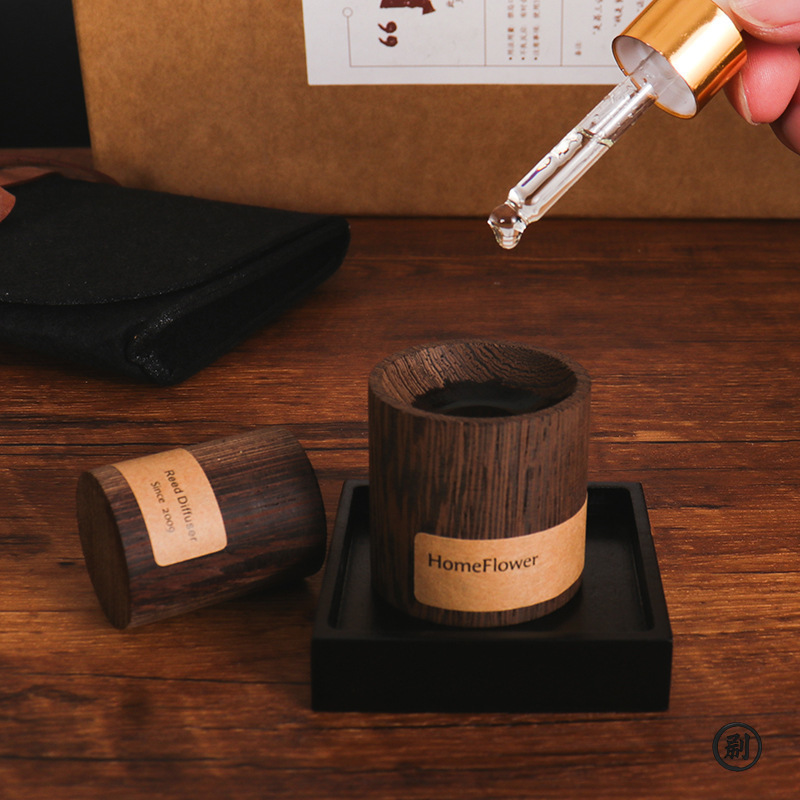 Aromadiffuser met zwarte walno - Home Fragrance Flowers recensie en prijs
